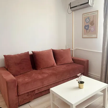 דירה House